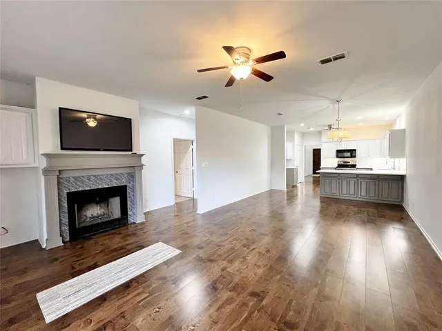 $2,895 | 2116 Clear Lake Road, Weatherford, TX 76087