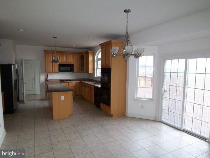 162 Rainey Road Woolwich Township, NJ 08085 - Photo 7 of 15