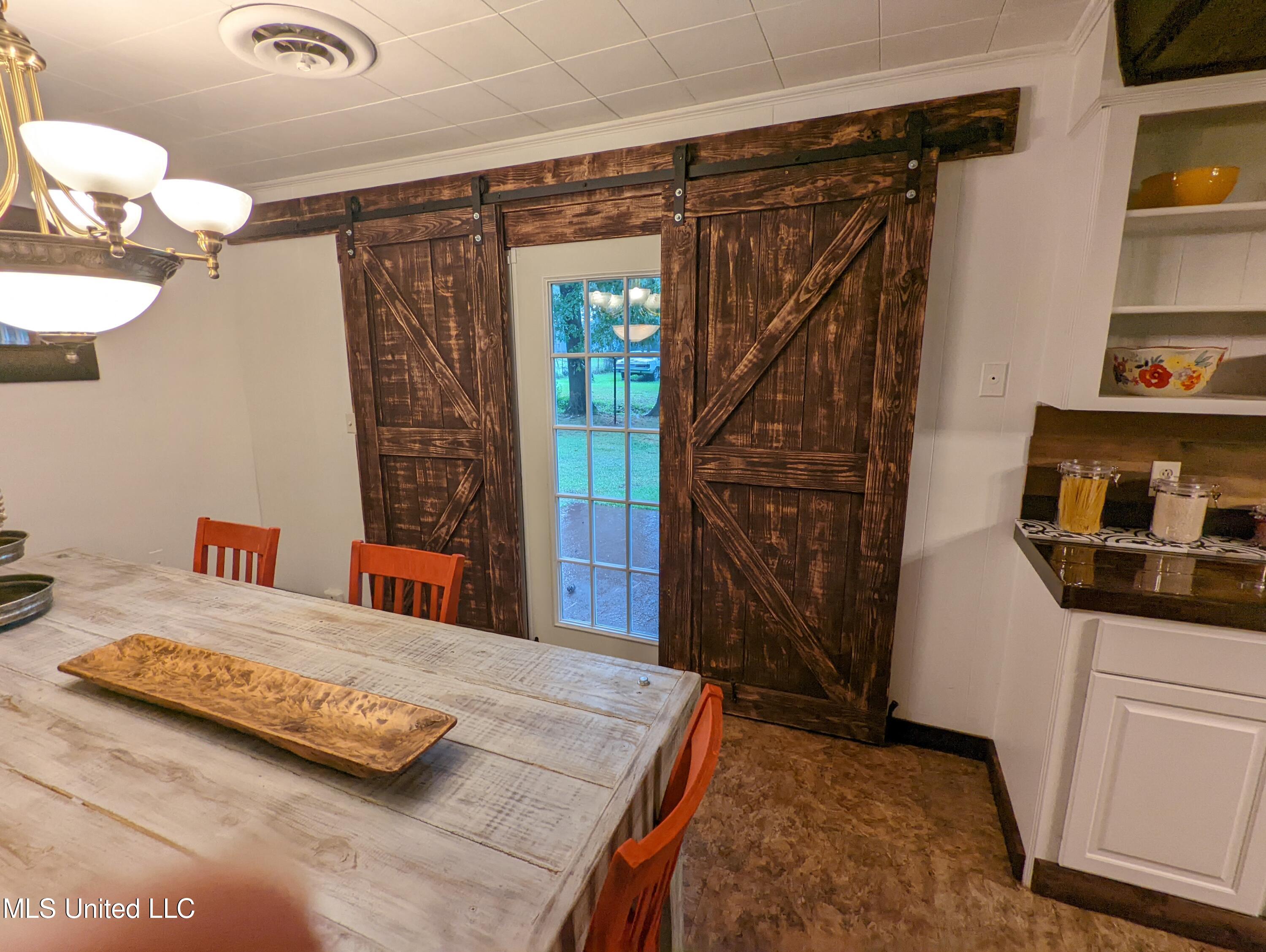 809 Roosevelt Street Forest, MS 39074 - Photo 13 of 25 PXL_20220729_211730767