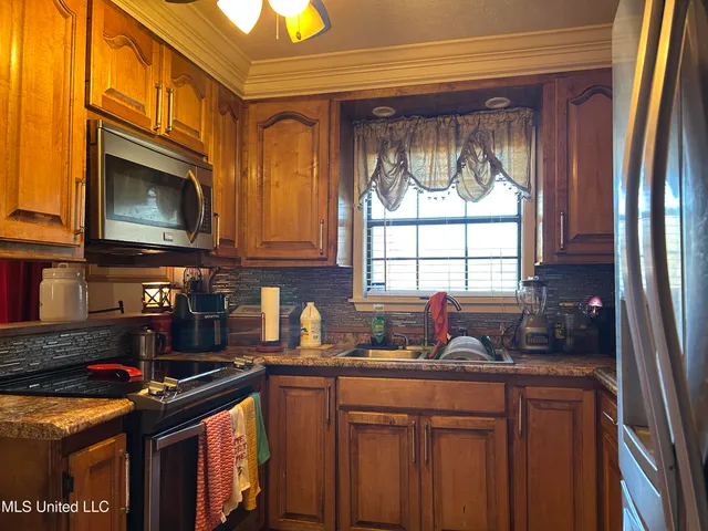 $112,000 | 922 West Franklin Street, Canton, MS 39046