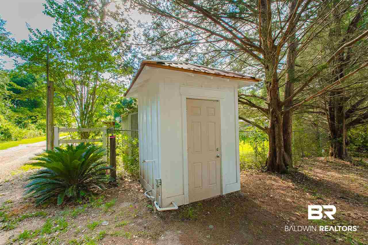 20940 Langford Road Fairhope, AL 36532 - Photo 38 of 43 Pump House