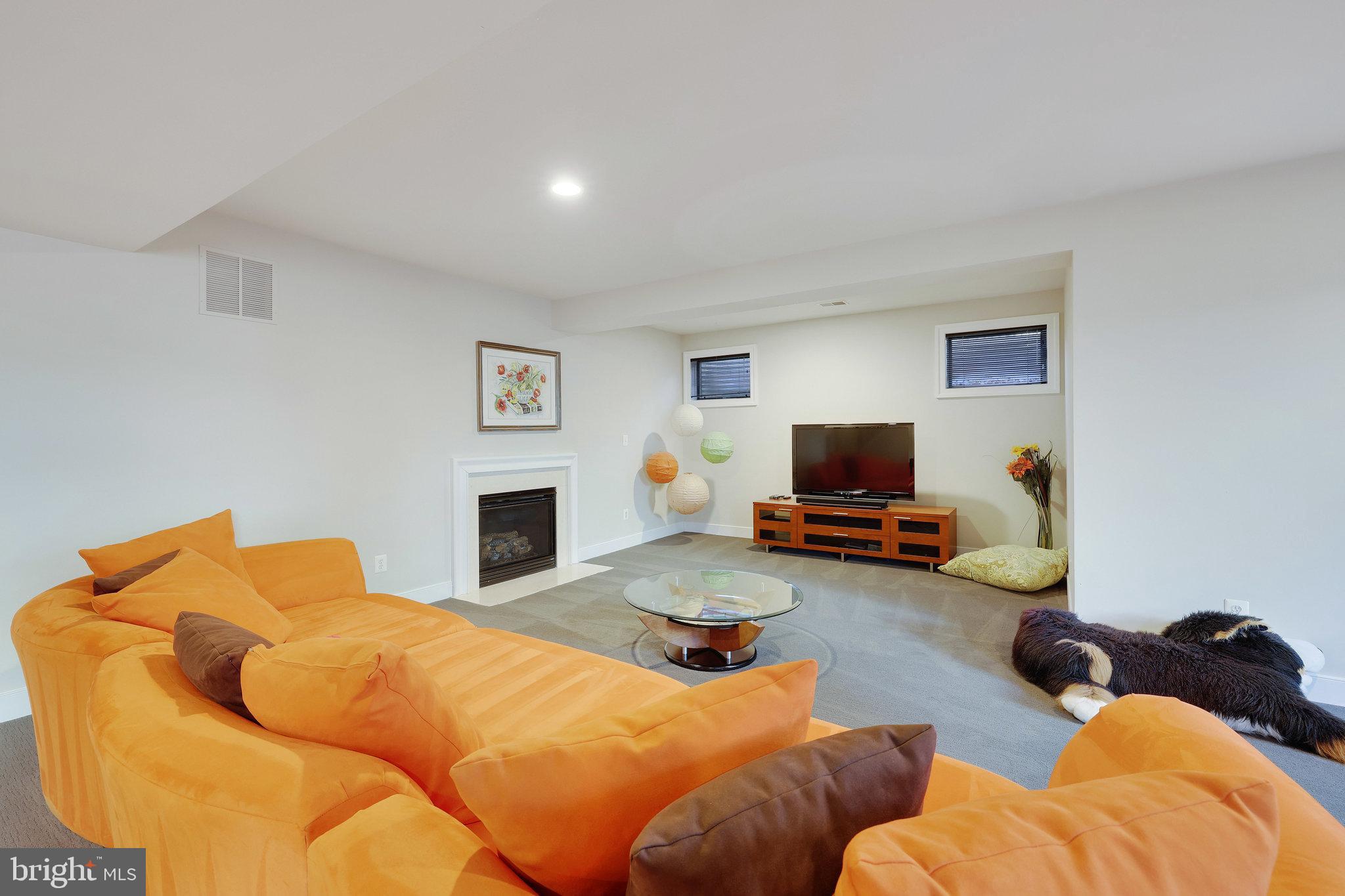 5922 Chesterbrook Road McLean, VA 22101 - Photo 68 of 82