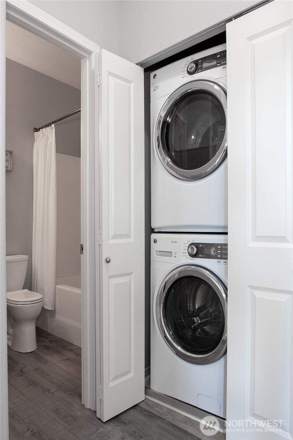 1975 Garry Oaks Avenue, Unit C DuPont, WA 98327 - Photo 11 of 31