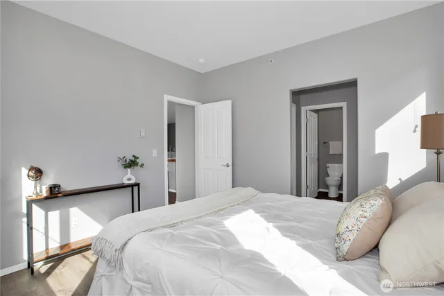 $355,000 | 1975 Garry Oaks Avenue, Unit C, DuPont, WA 98327