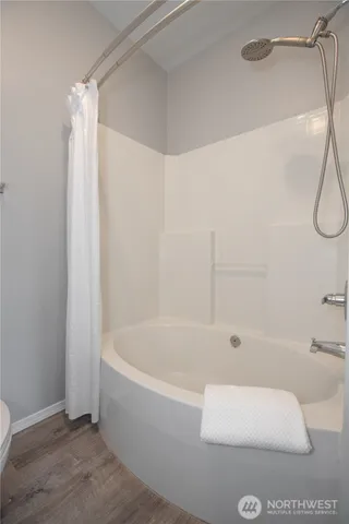 $355,000 | 1975 Garry Oaks Avenue, Unit C, DuPont, WA 98327