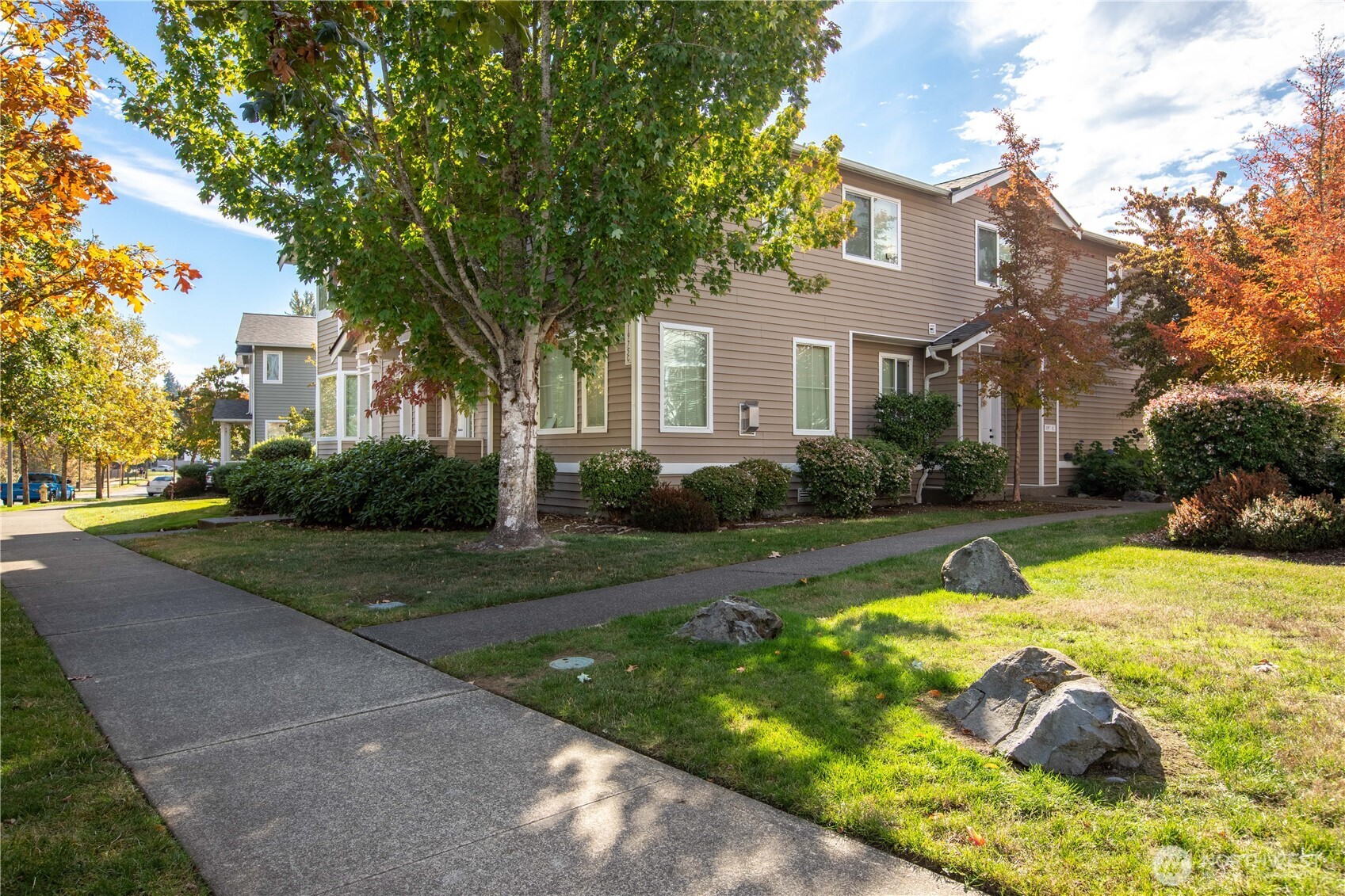 1975 Garry Oaks Avenue, Unit C DuPont, WA 98327 - Photo 27 of 31