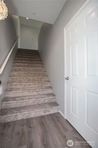 $355,000 | 1975 Garry Oaks Avenue, Unit C, DuPont, WA 98327