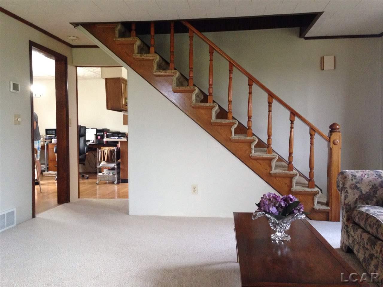 14738 Packard Road Hudson, MI 49247 - Photo 19 of 30 31330504-18.JPG