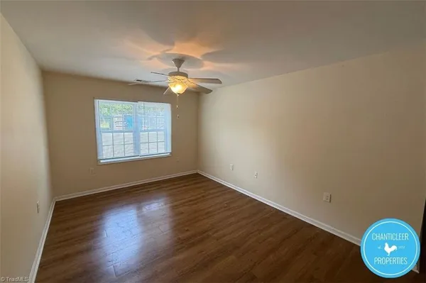 $1,395 | 3700 Delancy Street, Unit 3C, Greensboro, NC 27405