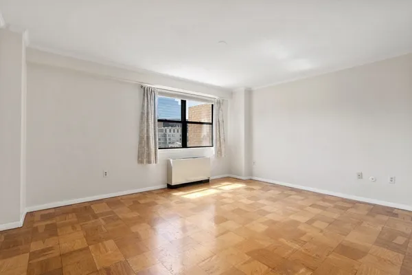 $4,325 | 6 Whittier Place, Unit 12M, Boston, MA 02114