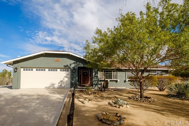 22686 Saguaro Road Apple Valley, CA 92307 - Photo 1 of 1 Gallery Image 1
