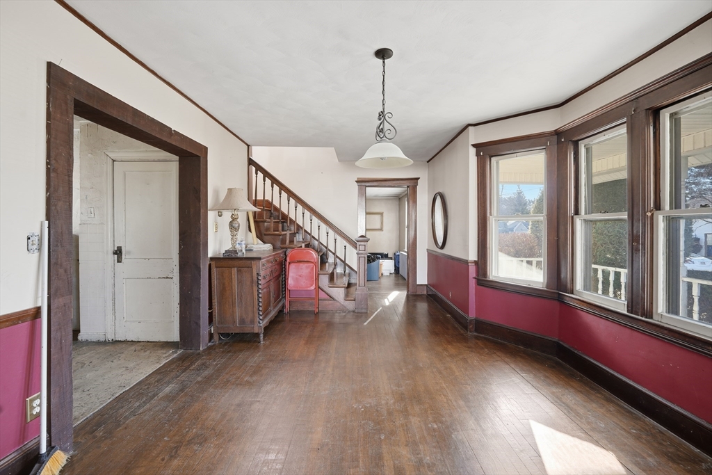 62 Talcott Avenue West Springfield, MA 01089 - Photo 13 of 34