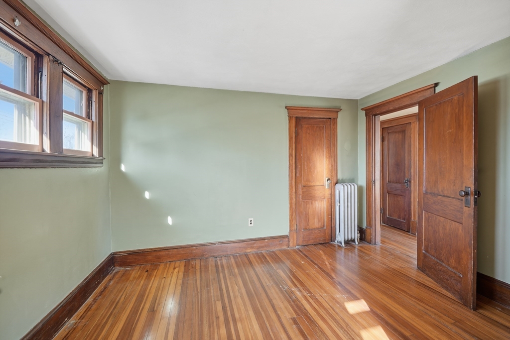 62 Talcott Avenue West Springfield, MA 01089 - Photo 20 of 34