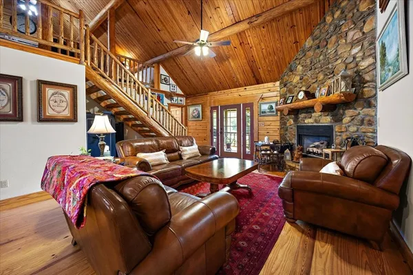 $410,000 | 2000 County Road 852, Cushing, TX 75760