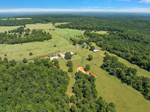 $410,000 | 2000 County Road 852, Cushing, TX 75760