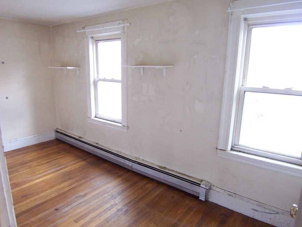 192 R Washington Street Boston, MA 02135 - Photo 9 of 21 Gallery Image 9