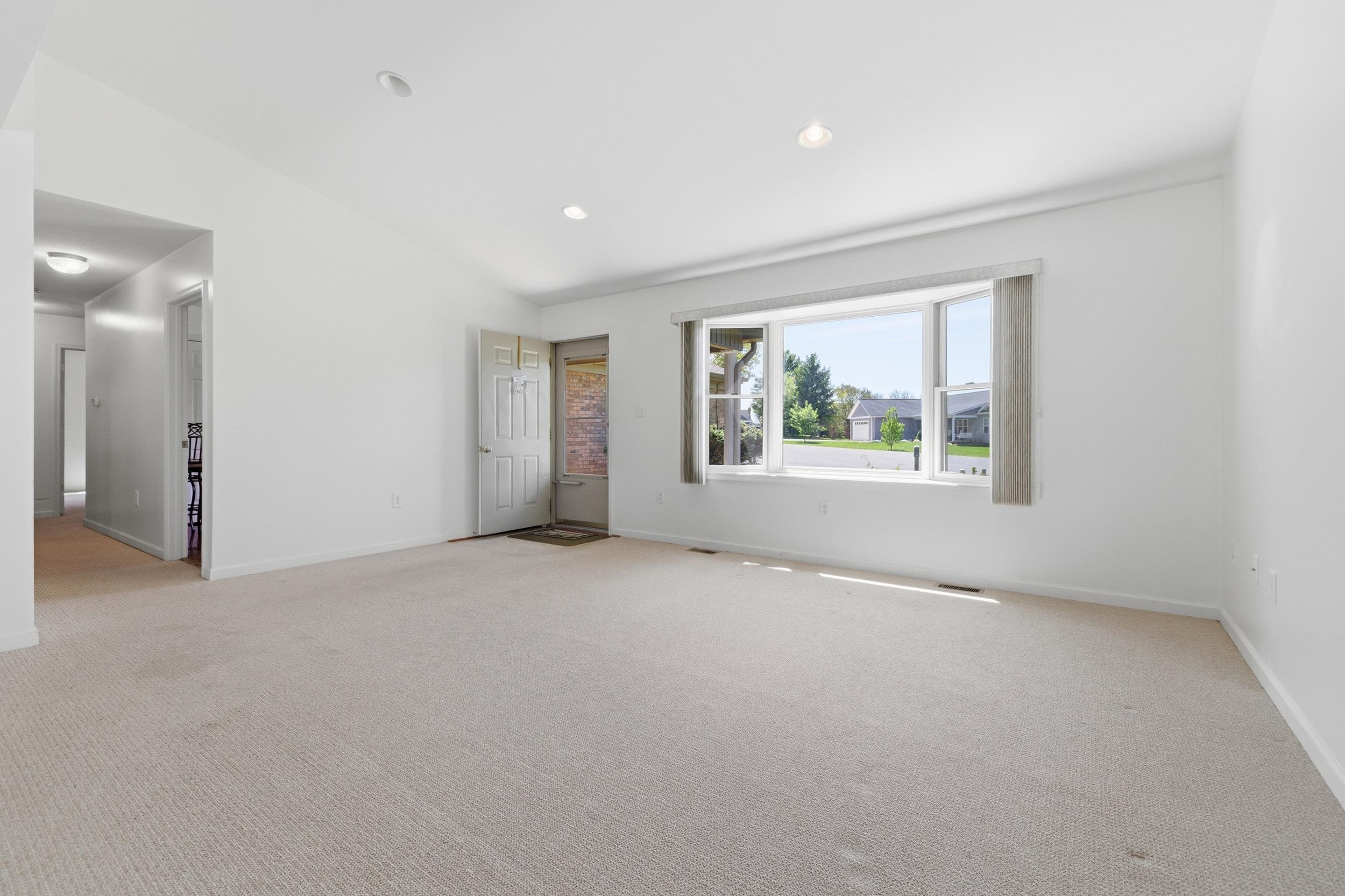 7 Blue Rdg Court Luray, VA 22835 - Photo 23 of 55 BR/BA Hallway