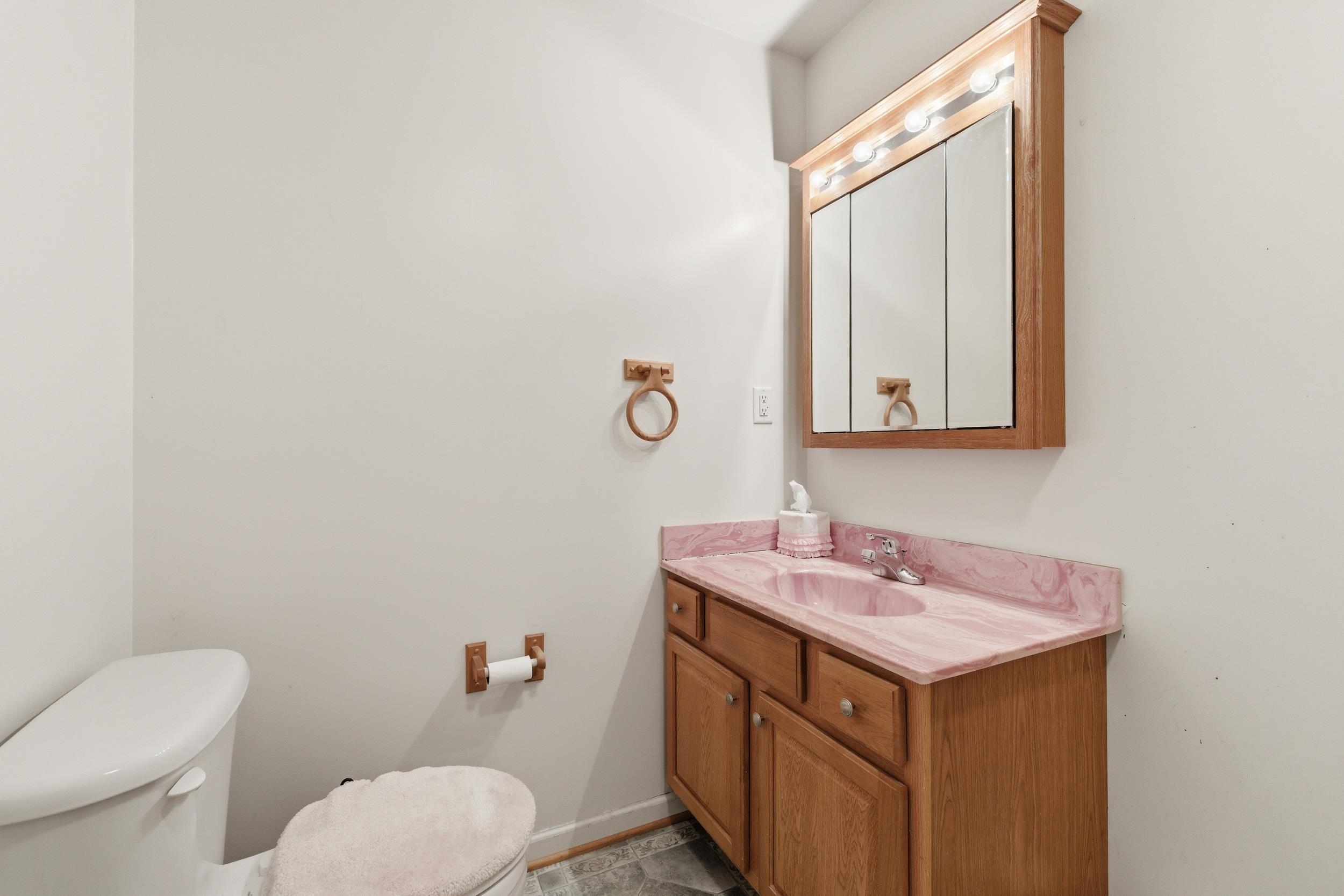 7 Blue Rdg Court Luray, VA 22835 - Photo 28 of 55 Hall Bath