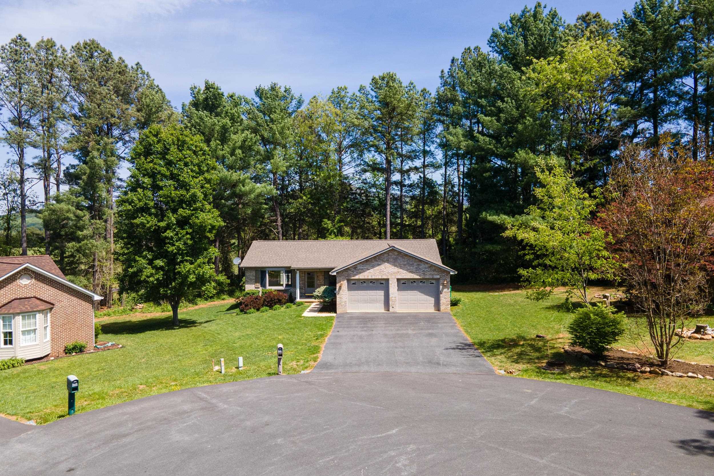 7 Blue Rdg Court Luray, VA 22835 - Photo 3 of 55 Has underground electricity