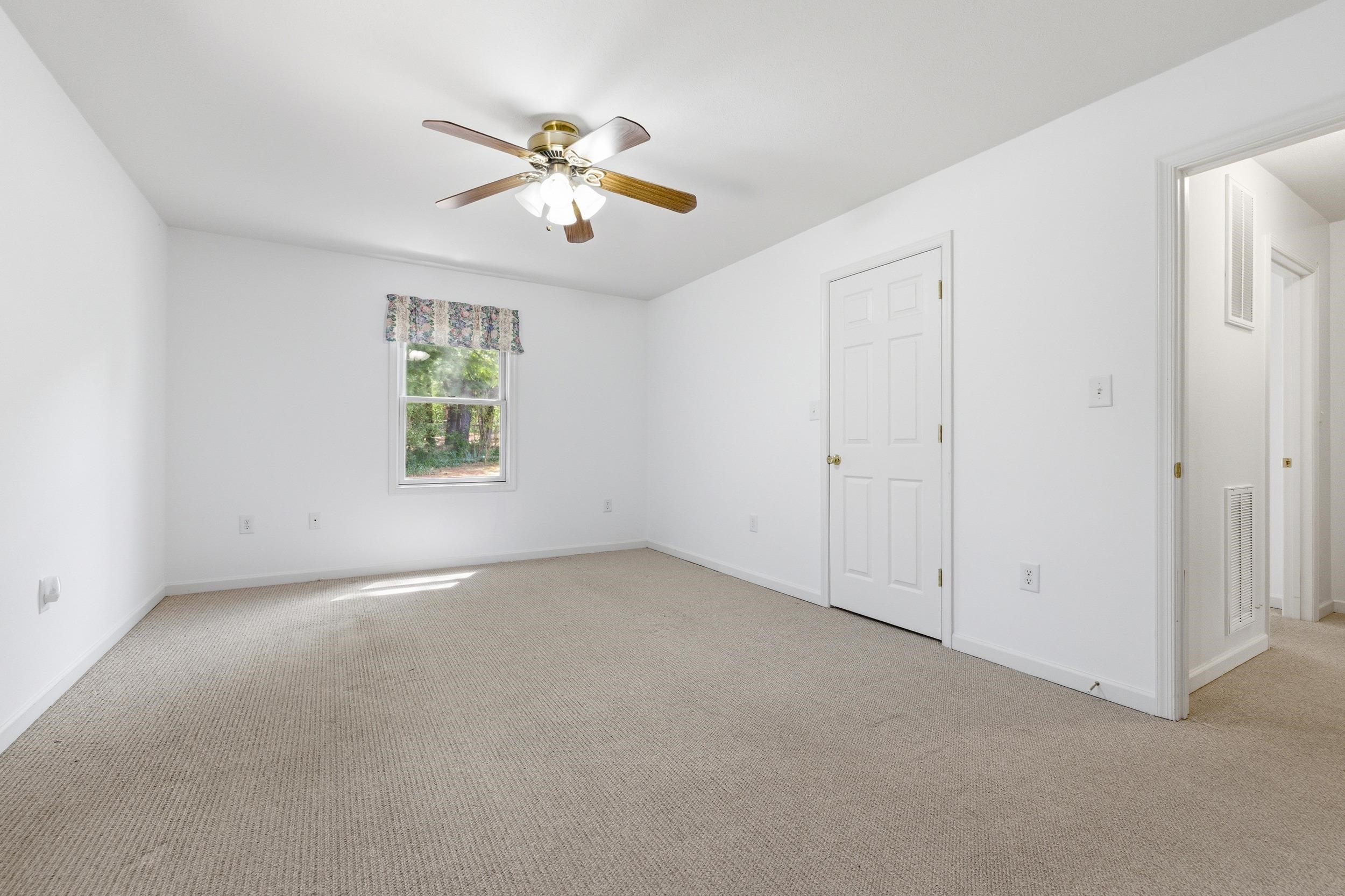 7 Blue Rdg Court Luray, VA 22835 - Photo 34 of 55 Primary has walk-in closet