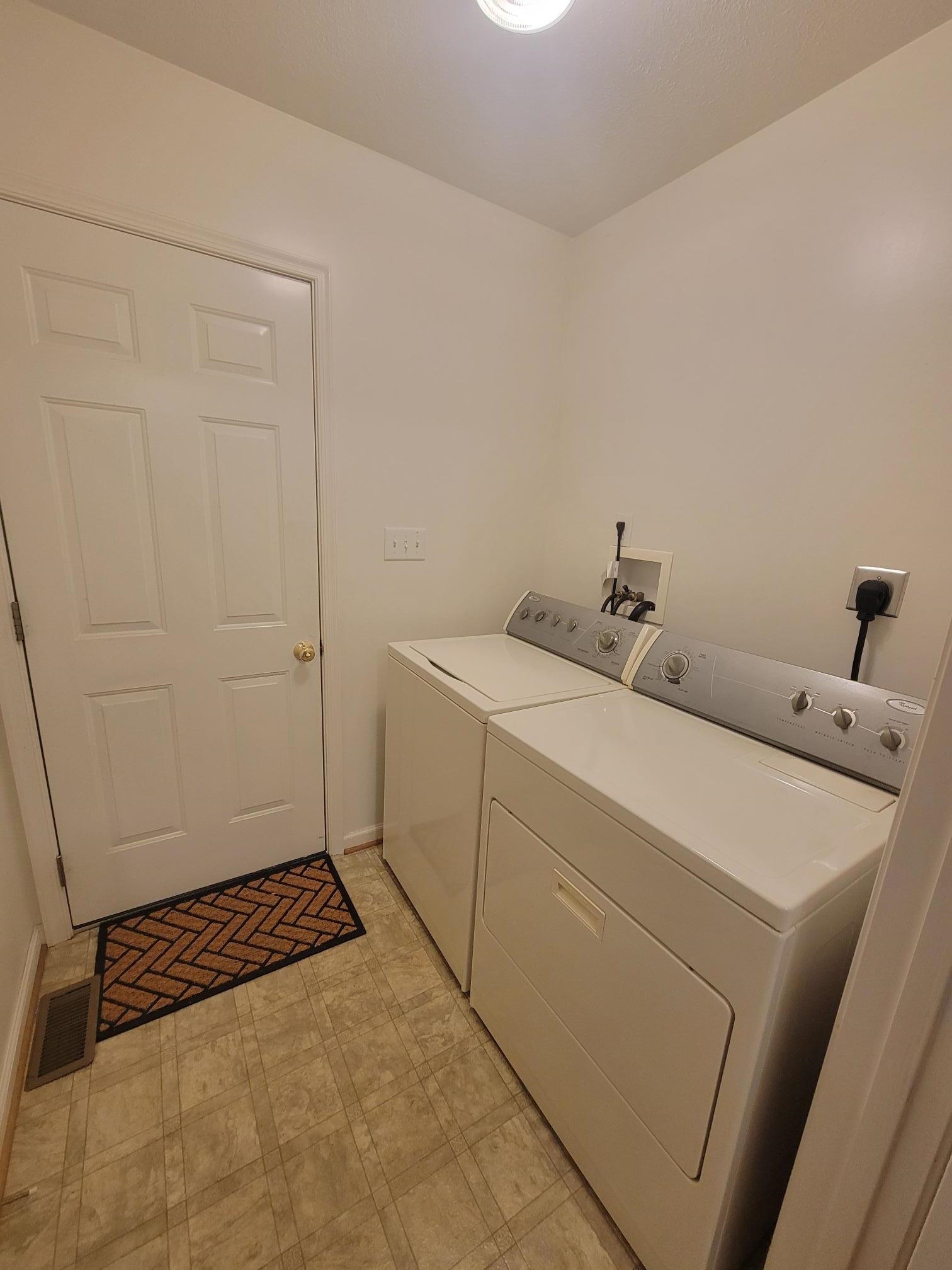 7 Blue Rdg Court Luray, VA 22835 - Photo 43 of 55 Laundry door to garage