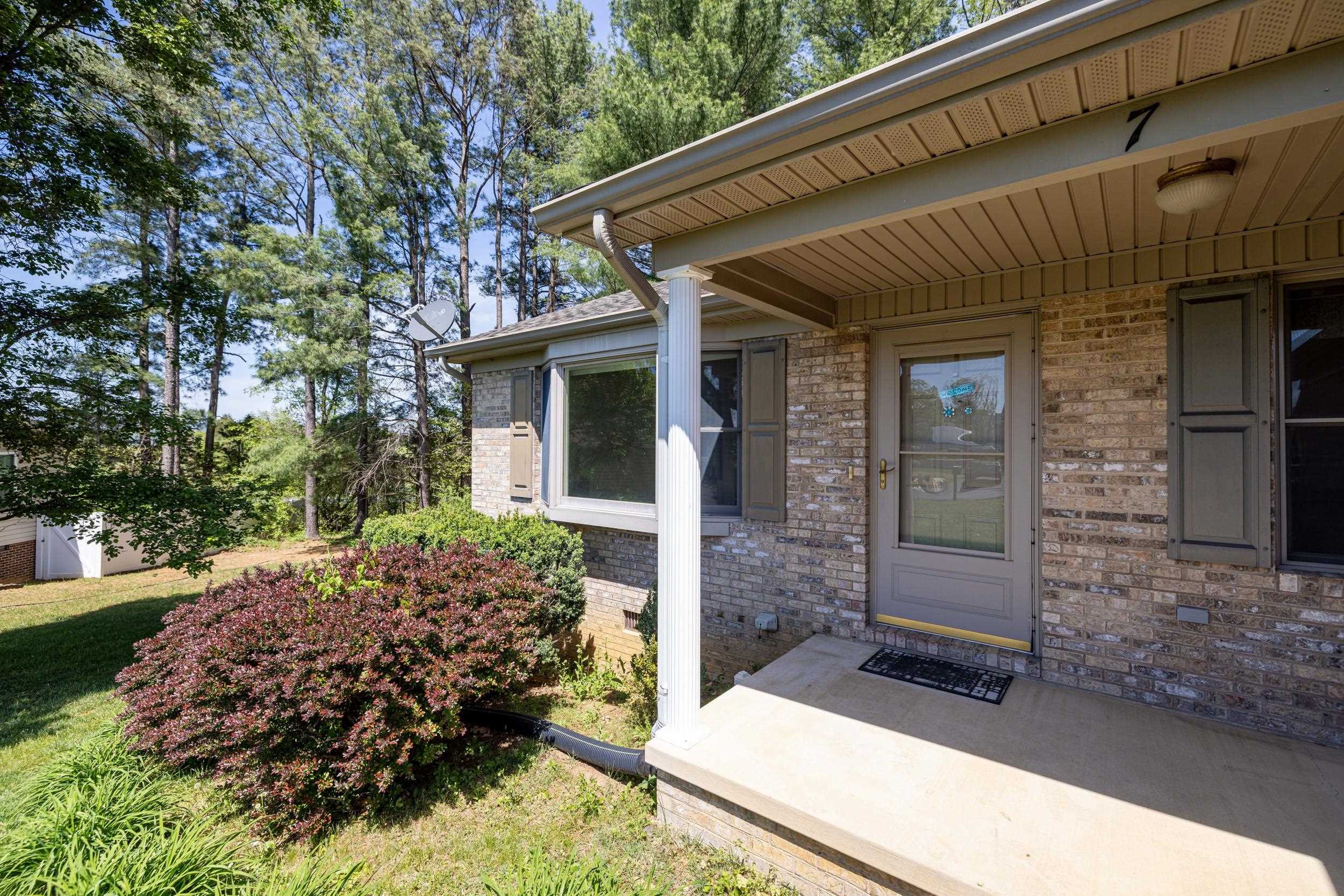 7 Blue Rdg Court Luray, VA 22835 - Photo 5 of 55 Welcome to 7 Blue Ridge Ct