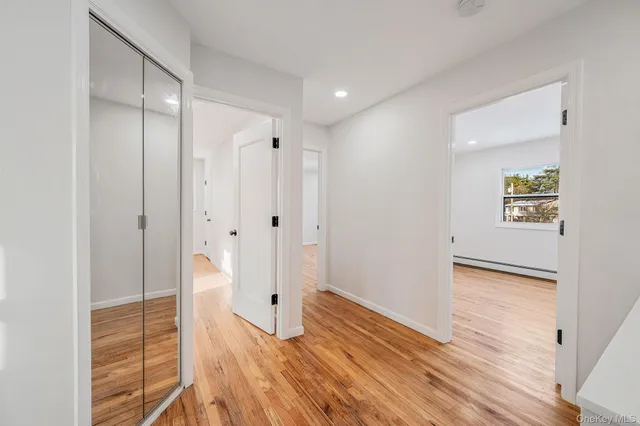 $799,000 | 15 Terry Court, North Babylon, NY 11703