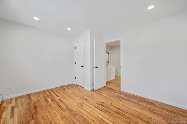 $799,000 | 15 Terry Court, North Babylon, NY 11703