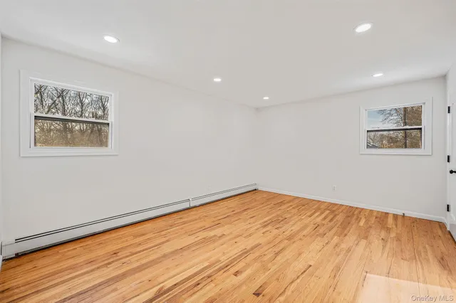 $799,000 | 15 Terry Court, North Babylon, NY 11703