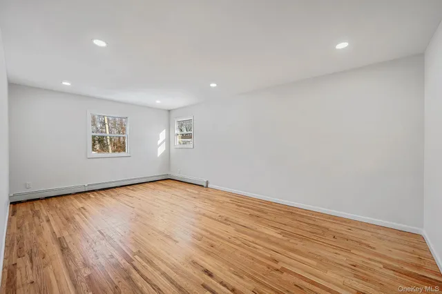 $799,000 | 15 Terry Court, North Babylon, NY 11703