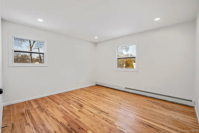 $799,000 | 15 Terry Court, North Babylon, NY 11703