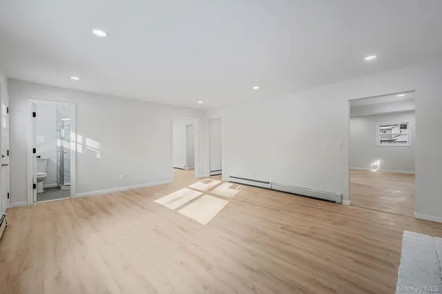 $799,000 | 15 Terry Court, North Babylon, NY 11703