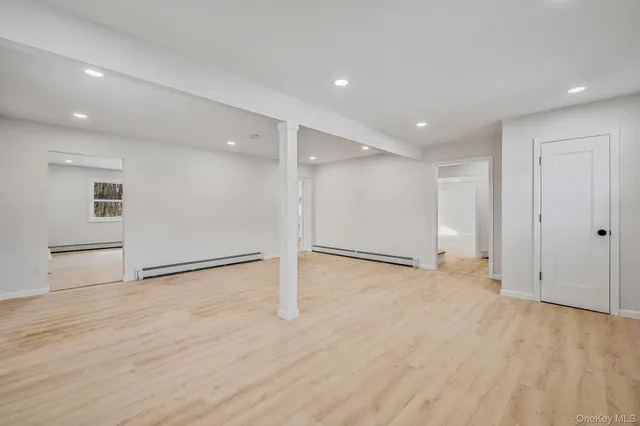 $799,000 | 15 Terry Court, North Babylon, NY 11703