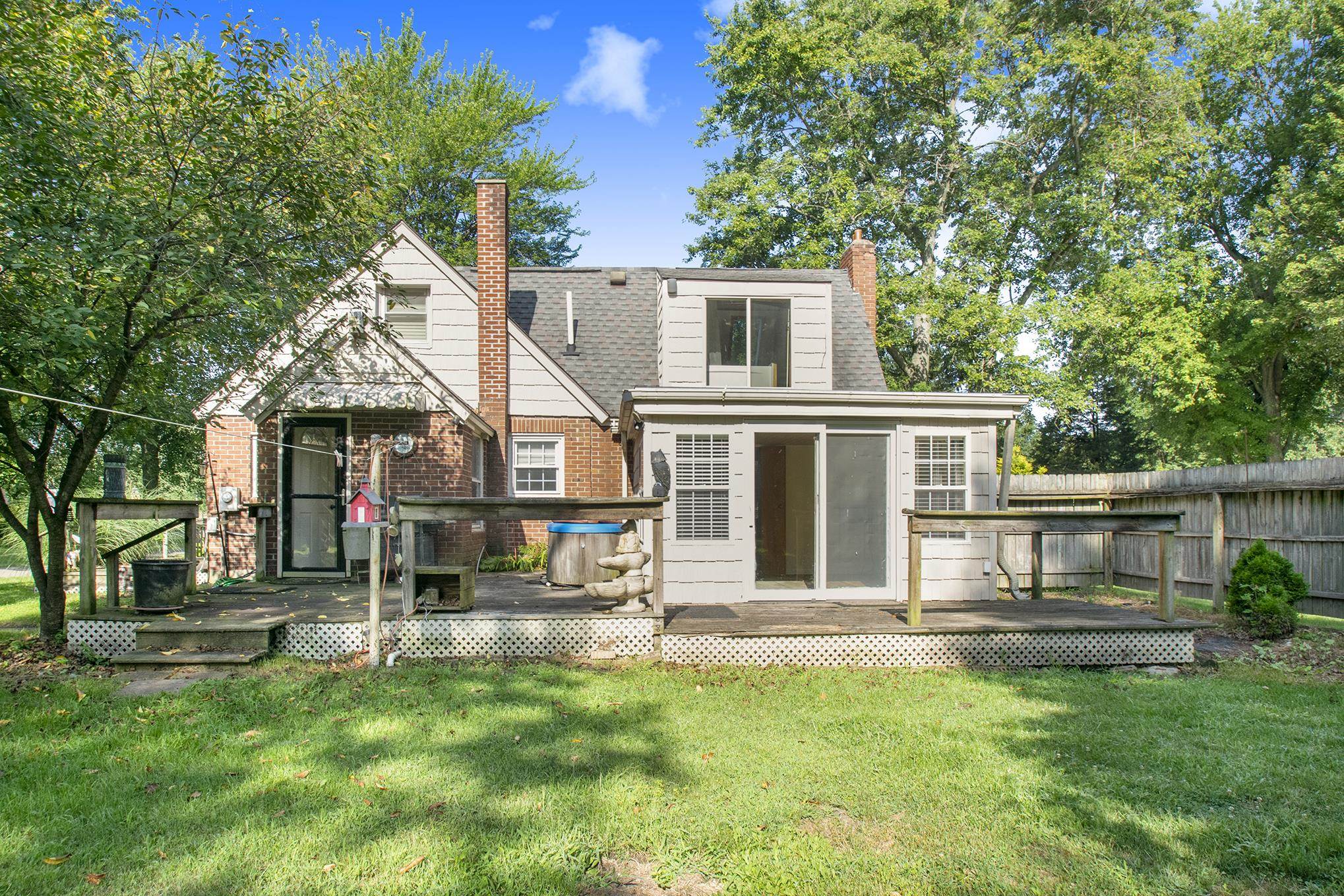 55276 Fir Road Mishawaka, IN 46545 - Photo 1 of 26 Gallery Image 1