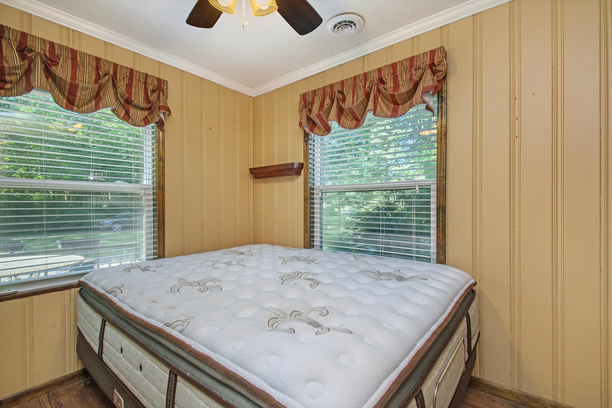 55276 Fir Road Mishawaka, IN 46545 - Photo 11 of 26 Gallery Image 11