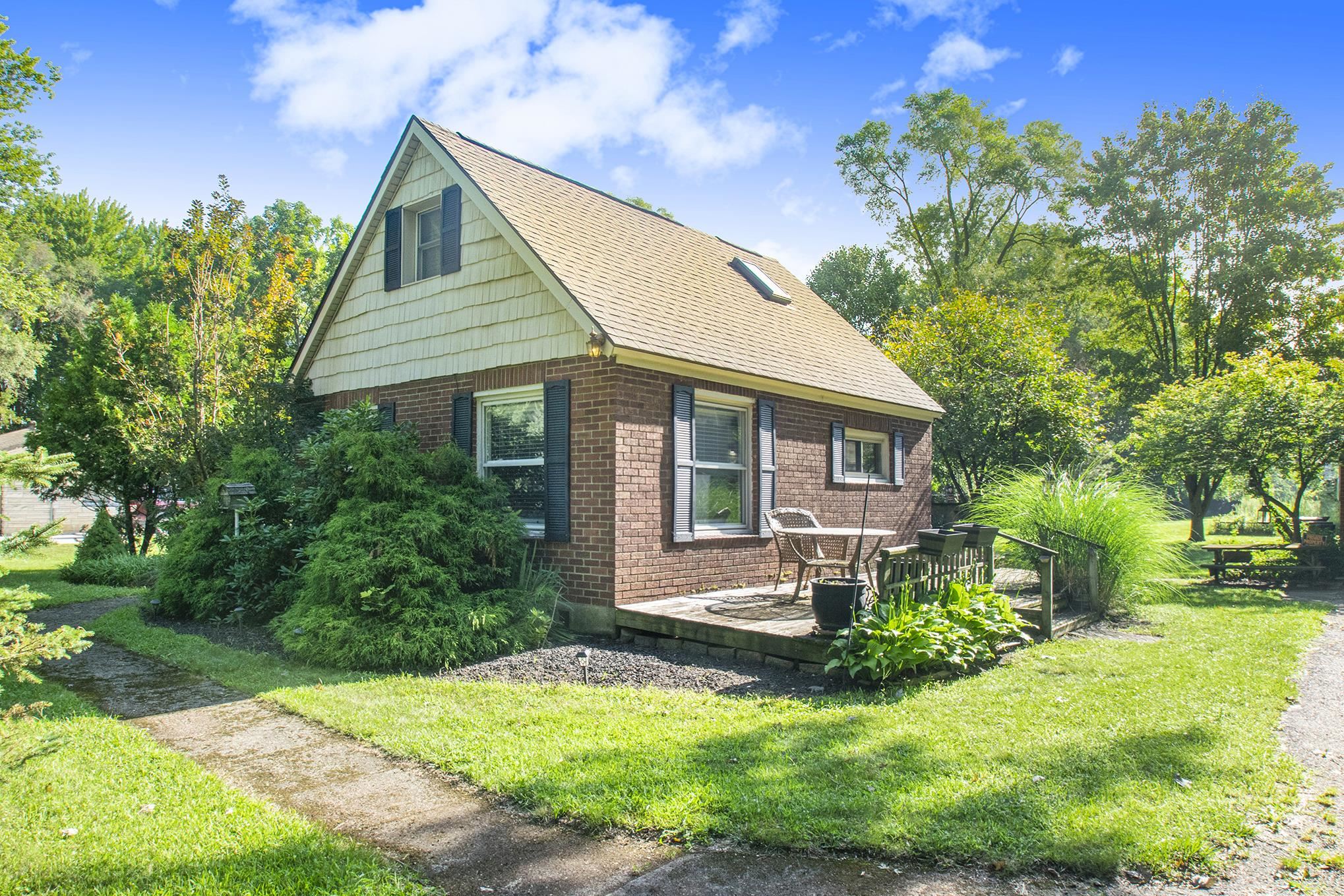 55276 Fir Road Mishawaka, IN 46545 - Photo 2 of 26 Gallery Image 2