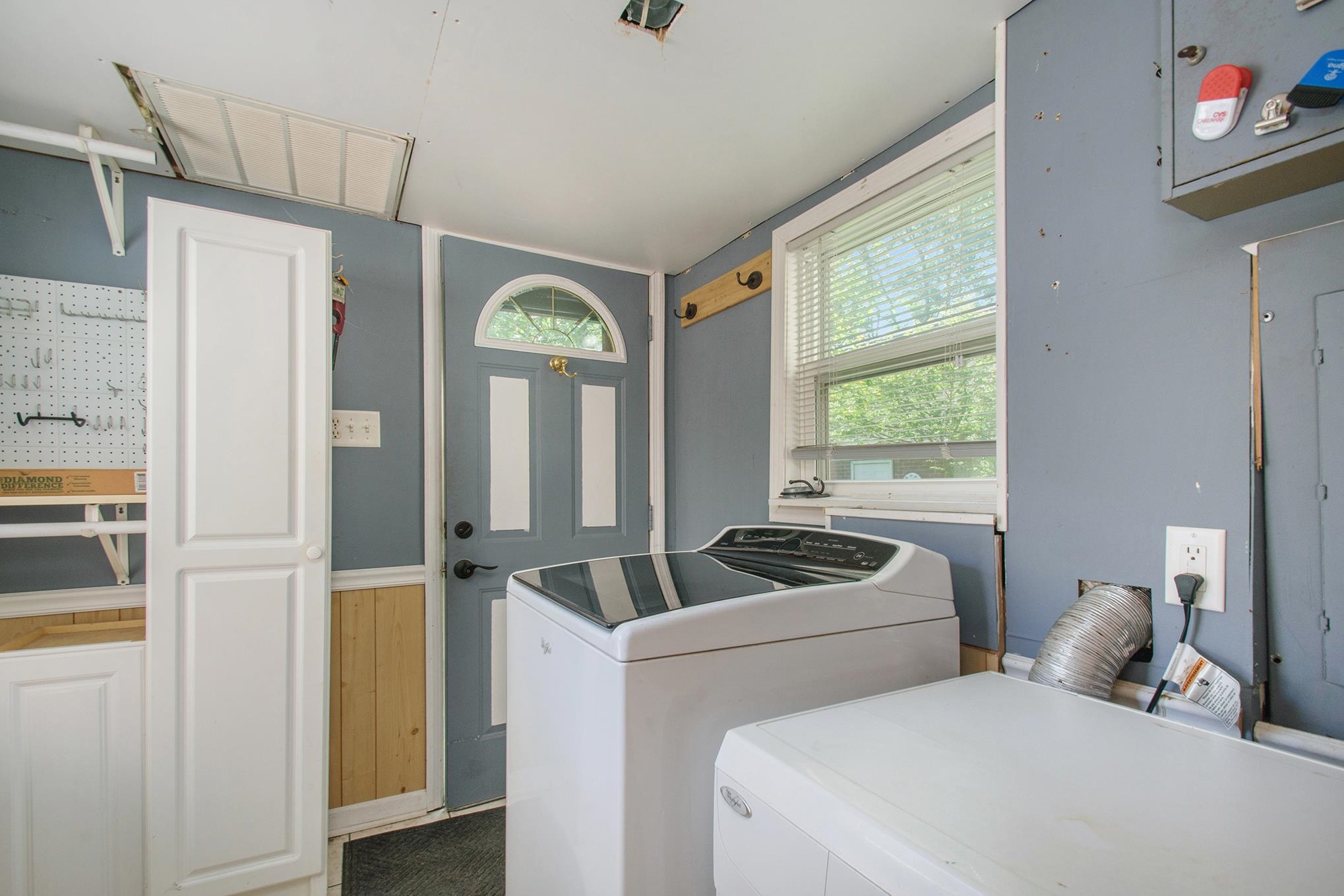 55276 Fir Road Mishawaka, IN 46545 - Photo 21 of 26 Gallery Image 21