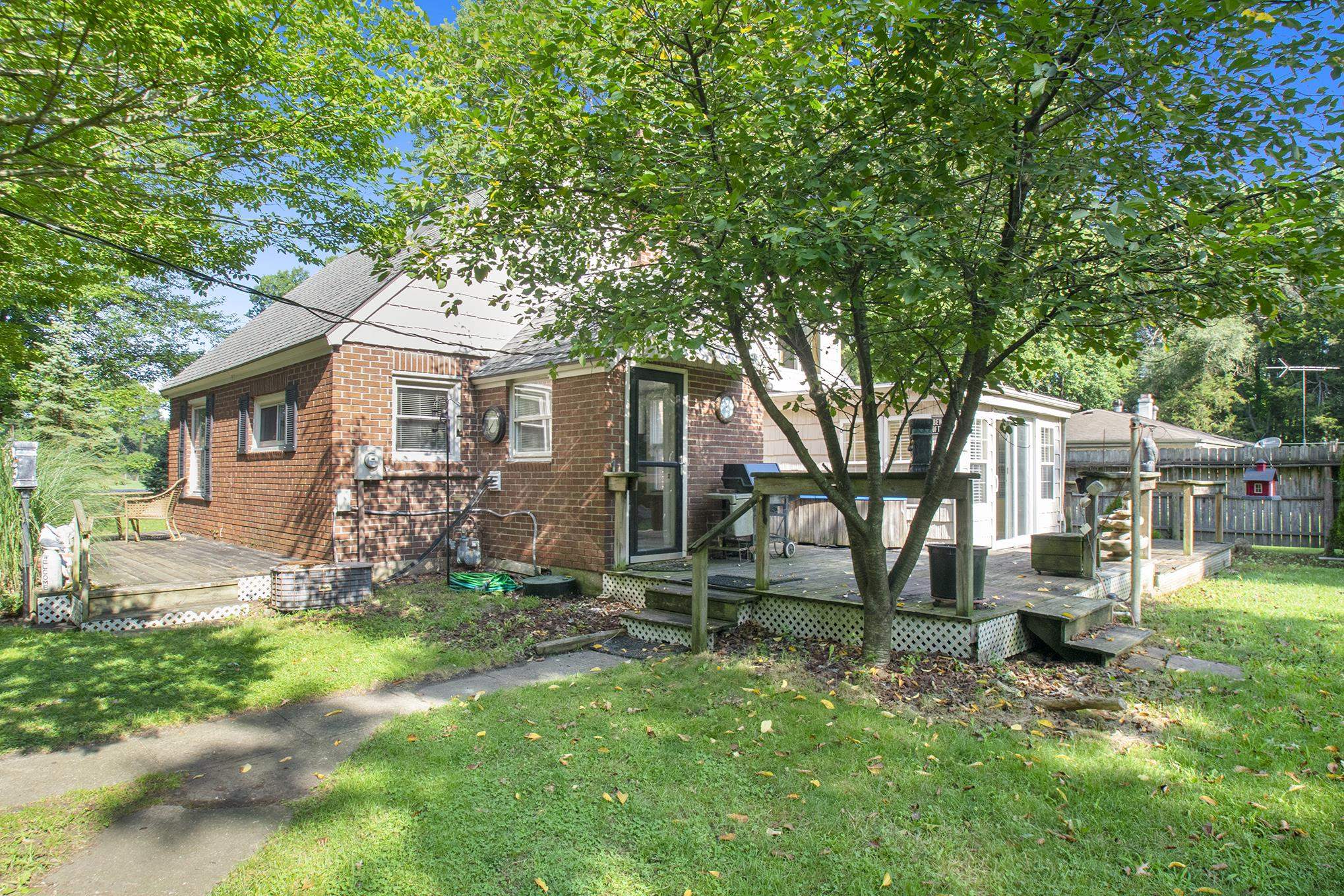 55276 Fir Road Mishawaka, IN 46545 - Photo 5 of 26 Gallery Image 5