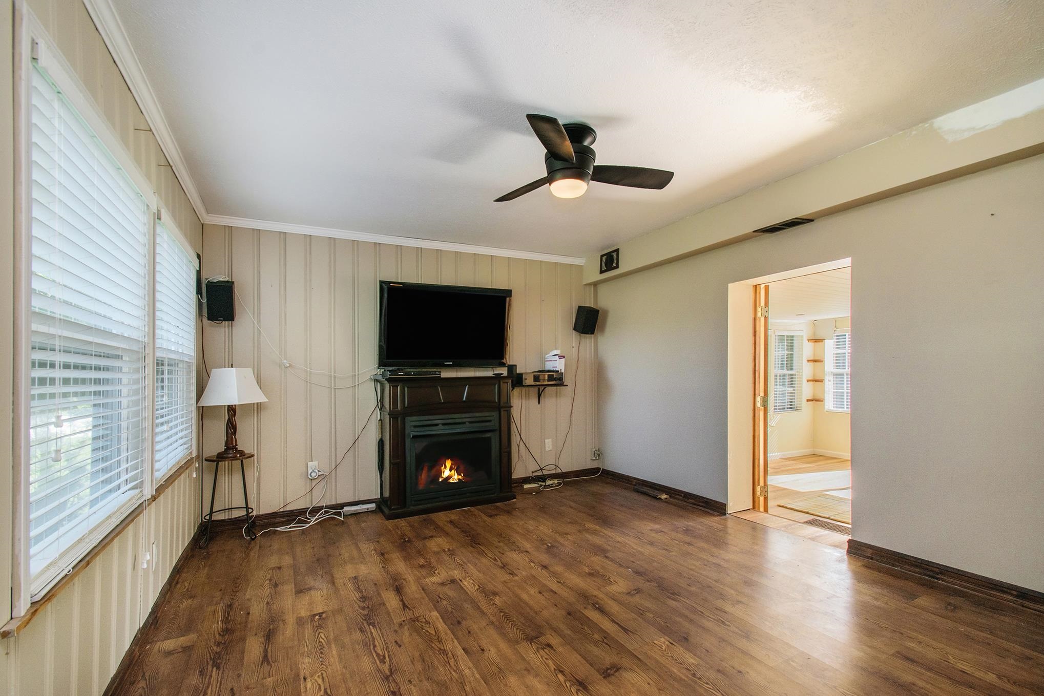 55276 Fir Road Mishawaka, IN 46545 - Photo 7 of 26 Gallery Image 7