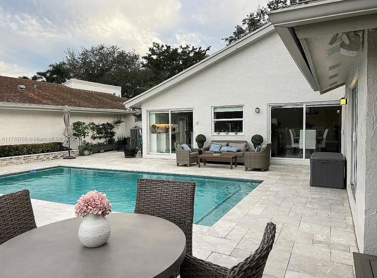 148 Greens Road Hollywood, FL 33021 - Photo 13 of 50 Gallery Image 13