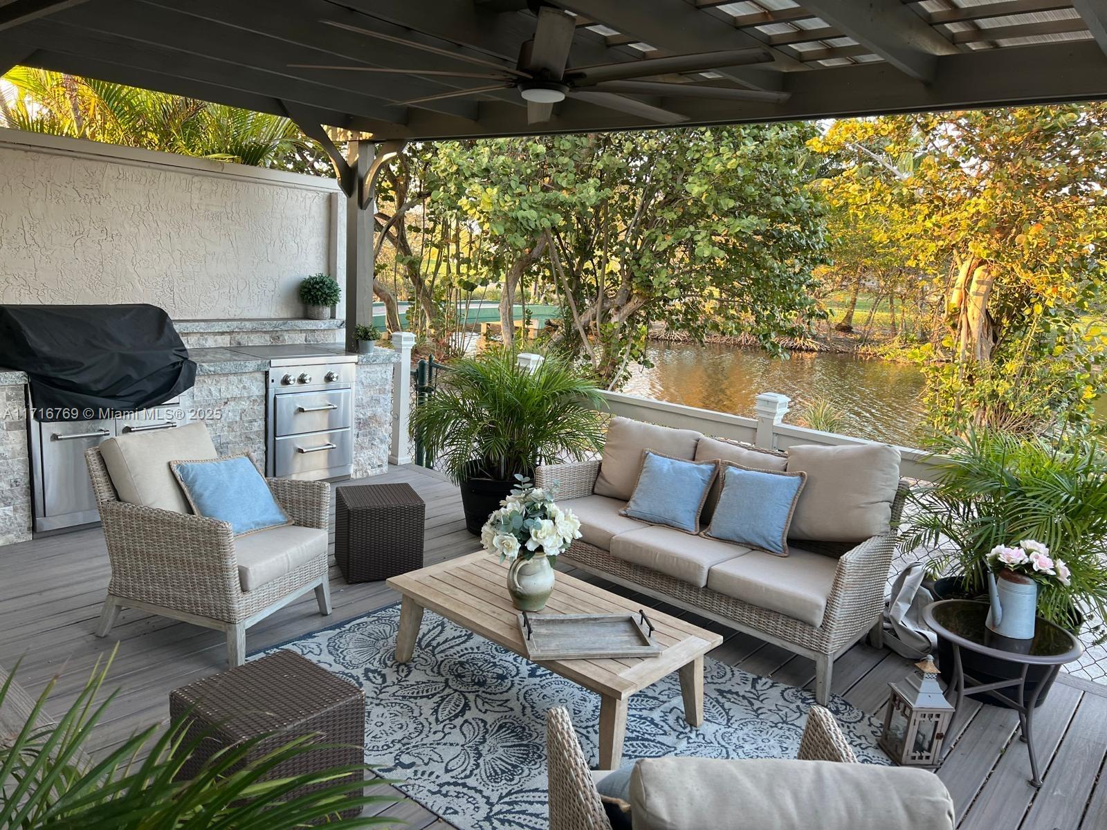148 Greens Road Hollywood, FL 33021 - Photo 18 of 50 Gallery Image 18