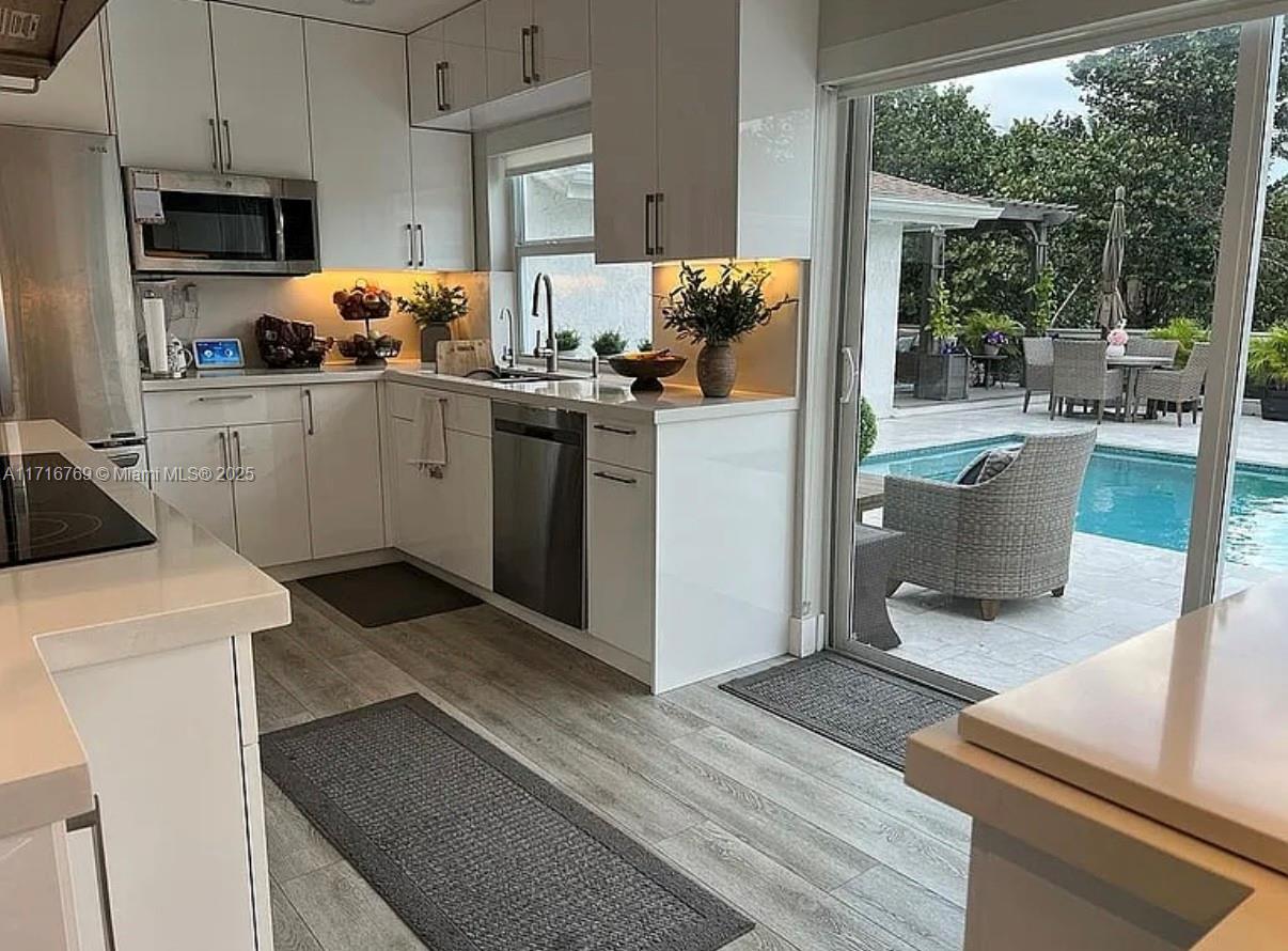 148 Greens Road Hollywood, FL 33021 - Photo 22 of 50 Gallery Image 22