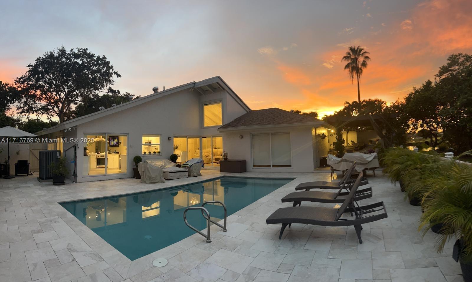 148 Greens Road Hollywood, FL 33021 - Photo 4 of 50 Gallery Image 4