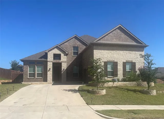 $3,999 | 1100 Whispering Bend Court, Mansfield, TX 76063