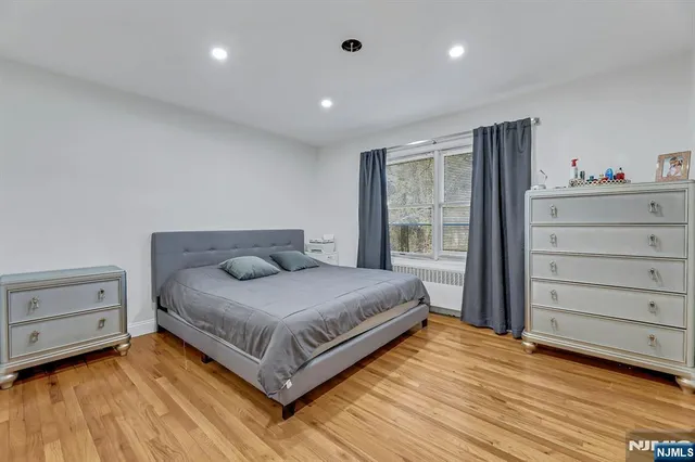 $723,777 | 745 Washington Avenue, Washington Township, NJ 07676