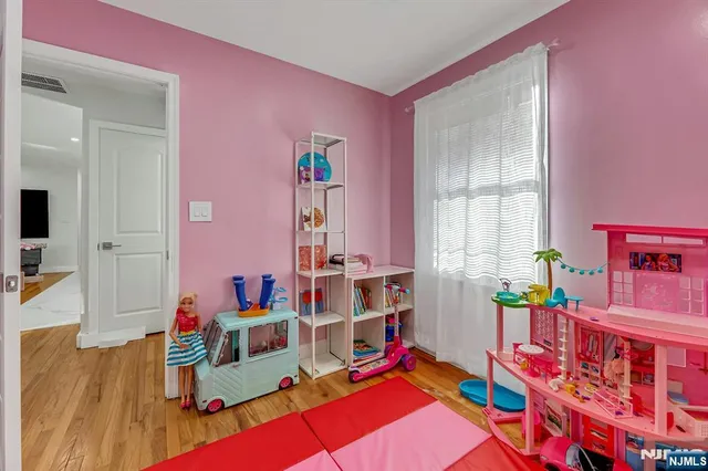 $723,777 | 745 Washington Avenue, Washington Township, NJ 07676