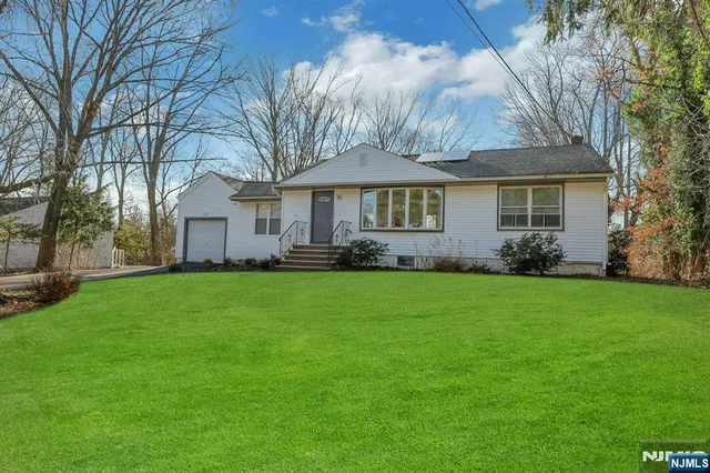 $723,777 | 745 Washington Avenue, Washington Township, NJ 07676