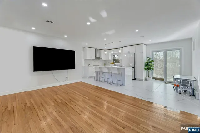 $723,777 | 745 Washington Avenue, Washington Township, NJ 07676