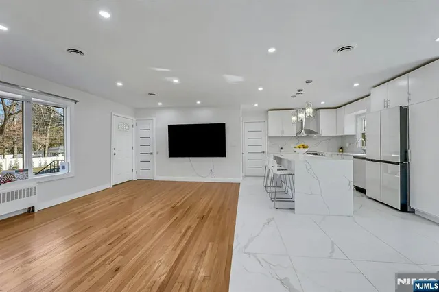 $723,777 | 745 Washington Avenue, Washington Township, NJ 07676