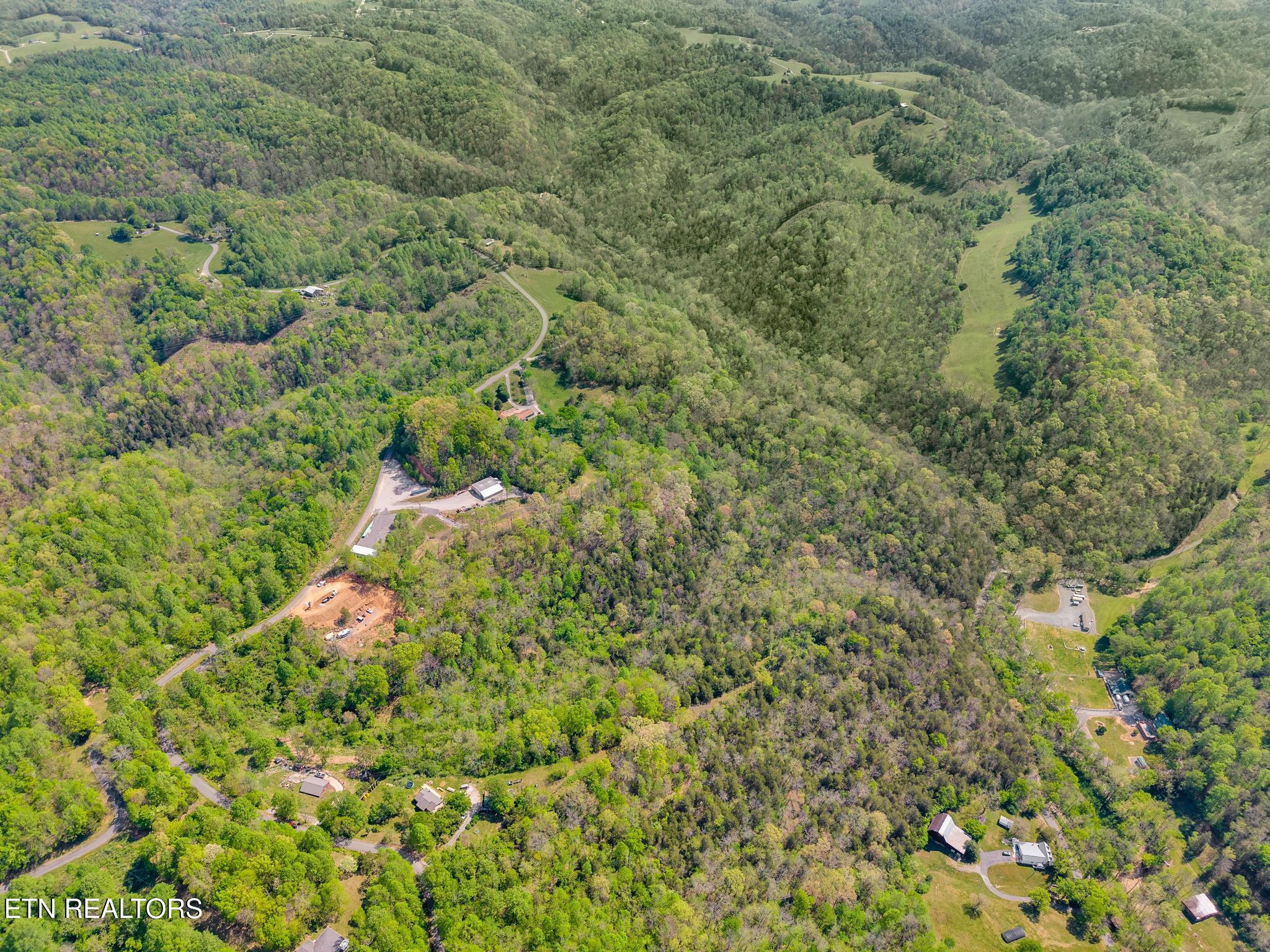 1848 Bruce Ridge Road Baxter, TN 38544 - Photo 26 of 39 1848 Bruce Ridge Rd-16 (1)